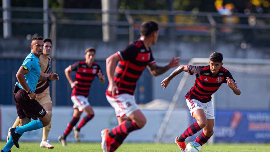 Flamengo Sub-17 é Eliminado do Brasileirão em Casa pelo Atlético-MG
