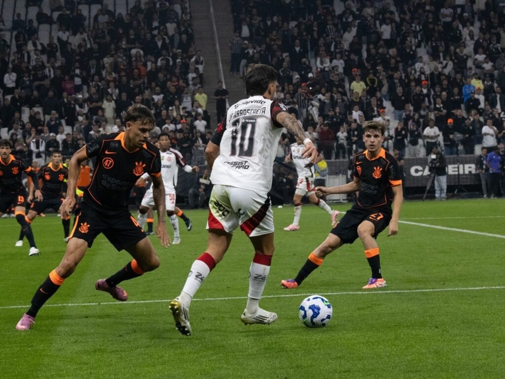 Flamengo Líder em Viradas no Brasileirão Após Triunfo Contra o Corinthians