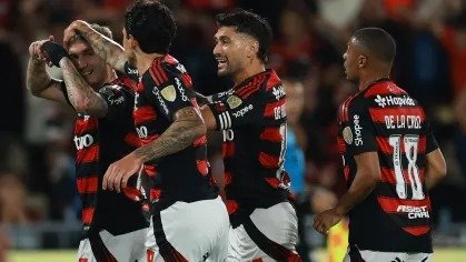 Analista minimiza performance do Flamengo na Libertadores e foca no Brasileirão