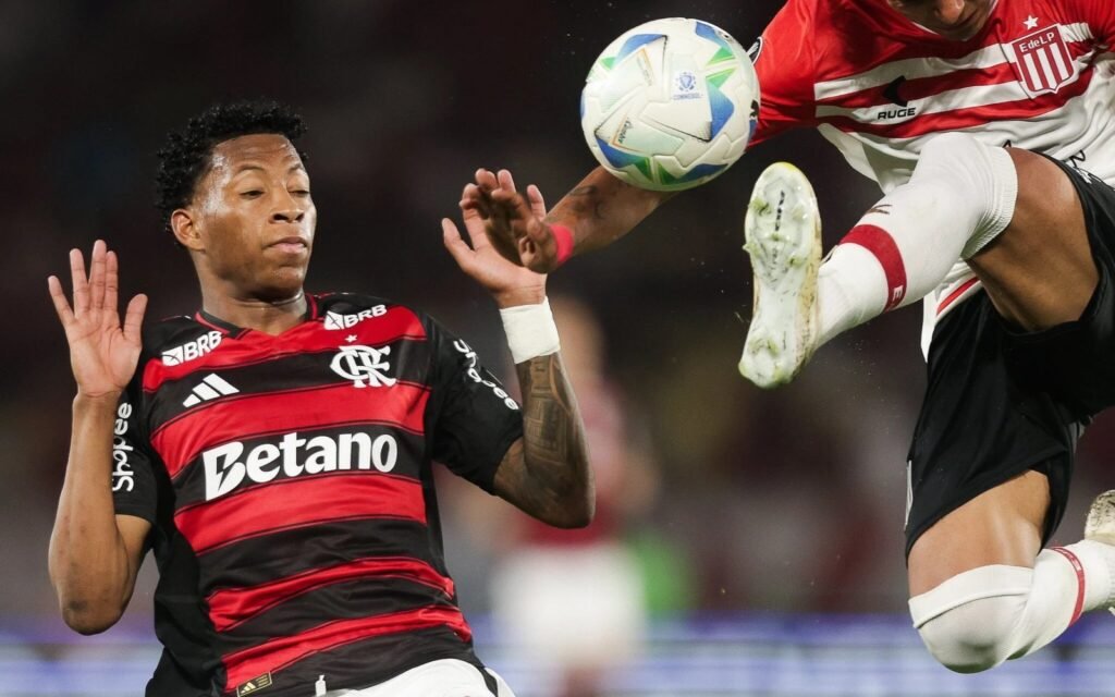 Flamengo x Estudiantes: Apostas Promissoras no Intervalo Decisivo