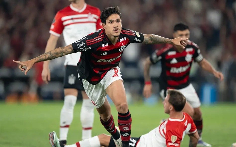 Flamengo Busca Vaga na Libertadores Sem Transmissão na TV Aberta