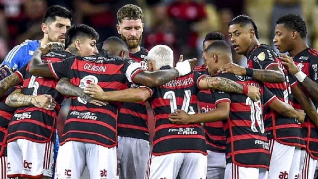 Flamengo Define Escalação Contra Corinthians com Mudanças Após Jogo da Libertadores