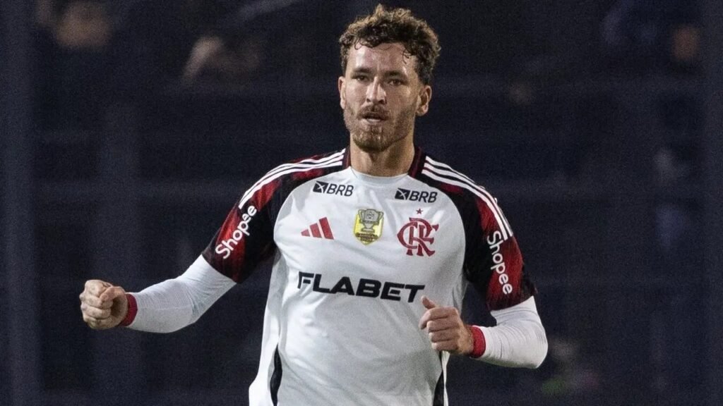 Léo Pereira Revela Pressão do Árbitro em Pênalti Decisivo do Flamengo