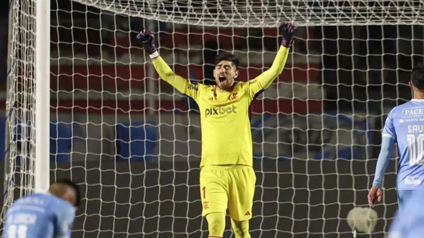 Rossi se destaca no gol