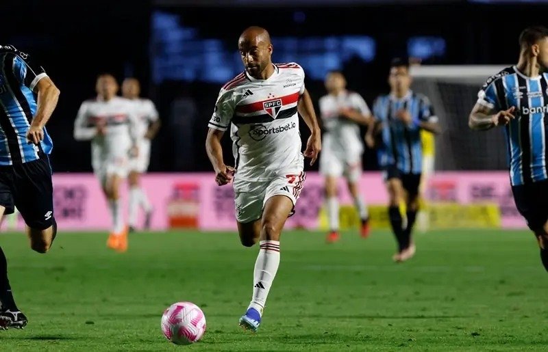 Grêmio e São Paulo se Enfrentam Hoje