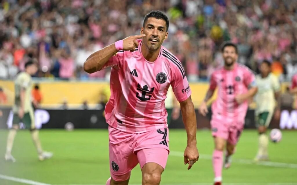 Suárez Marca História: 600º Gol