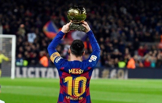 Barcelona busca reconciliação com Messi