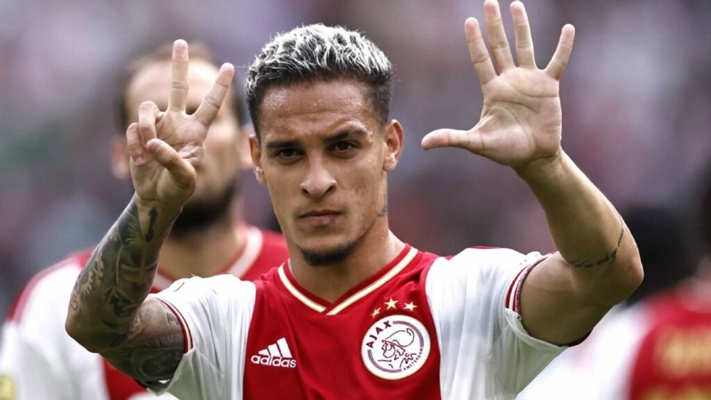 Antony Revela Contato do São Paulo em Meio à Boa Fase na Europa