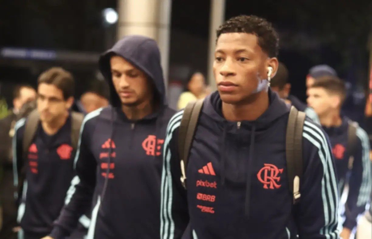 Flamengo Enfrenta Fortaleza com Desfalques e Pendurados