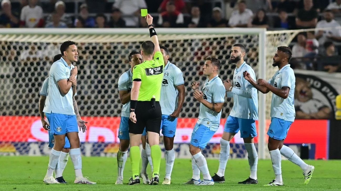 Grêmio Busca Anulação de Cartões Após Indignação com Arbitragem