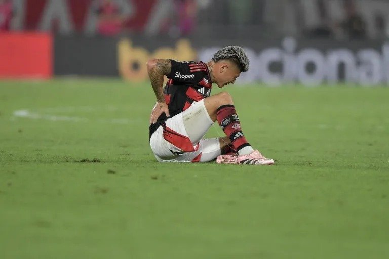 Qual é a lesão de Carrascal? Recuperação do meia preocupa no Flamengo