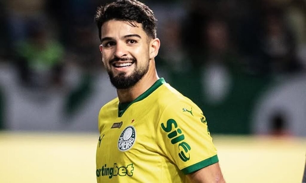 Flaco López Convocado: Palmeiras Perde Atacante em Clássico Contra Santos