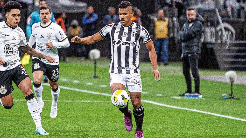 Duelo Alvinegro: Corinthians e Ceará se Encontram no Brasileirão