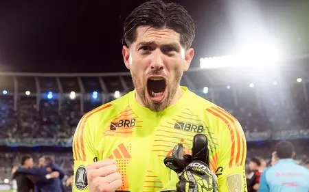 Flamengo Tetracampeão da Libertadores: Rossi se emociona após vitória