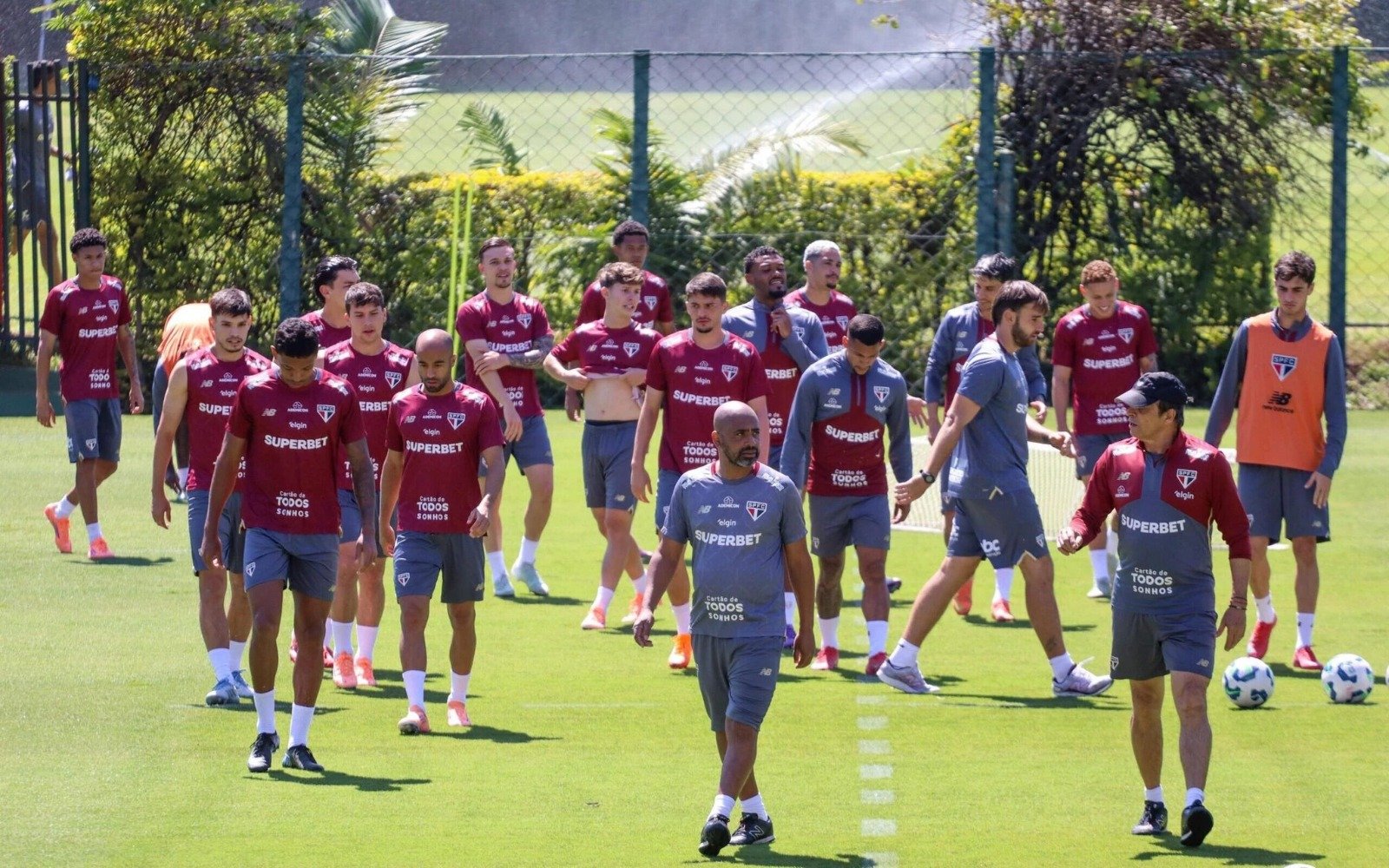 São Paulo Inicia Preparação para 2026 com Mudanças e Novos Nomes